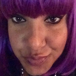 Meet your Posher, Malika